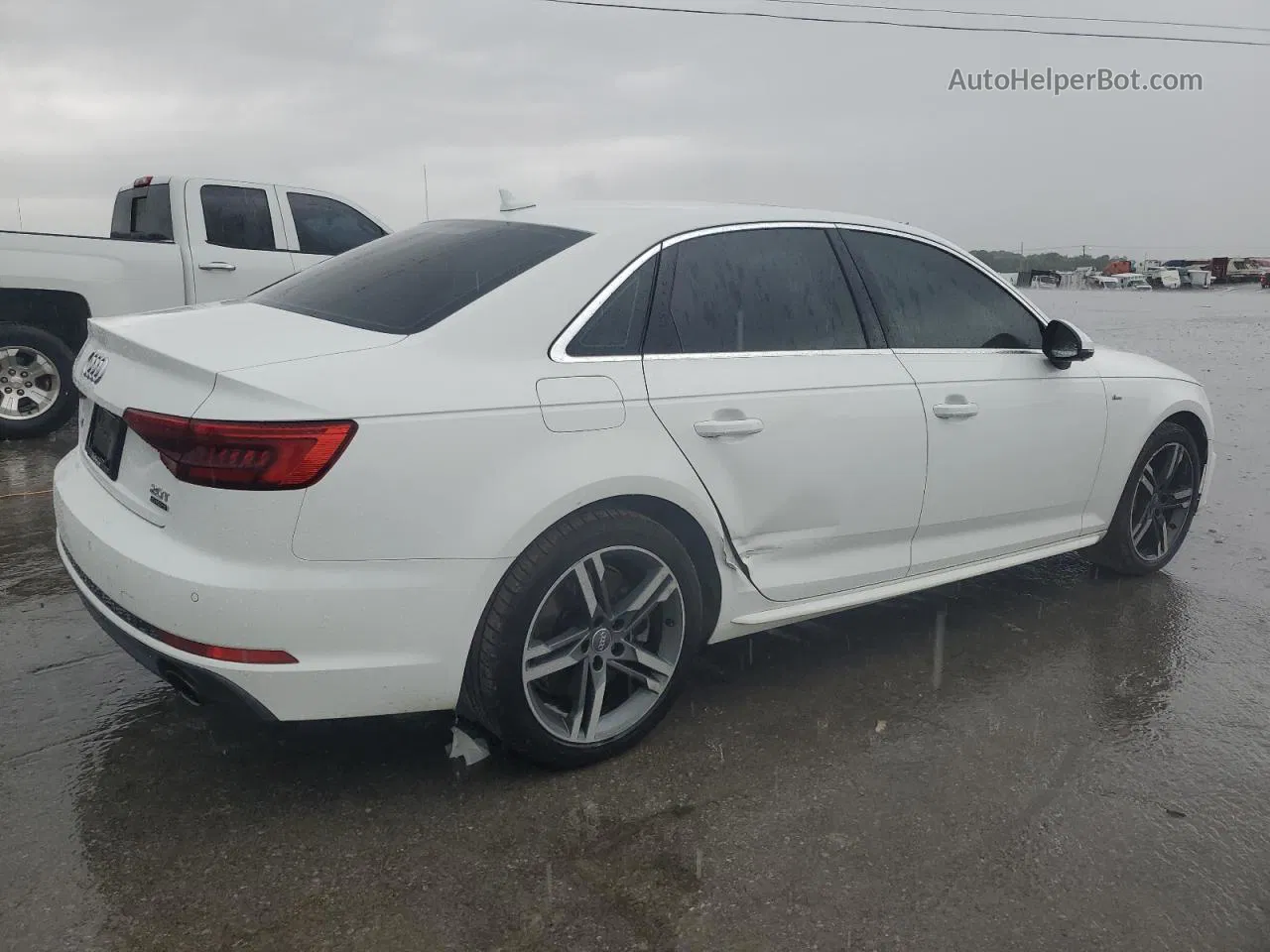 2017 Audi A4 Premium Plus White vin: WAUENAF42HN070425