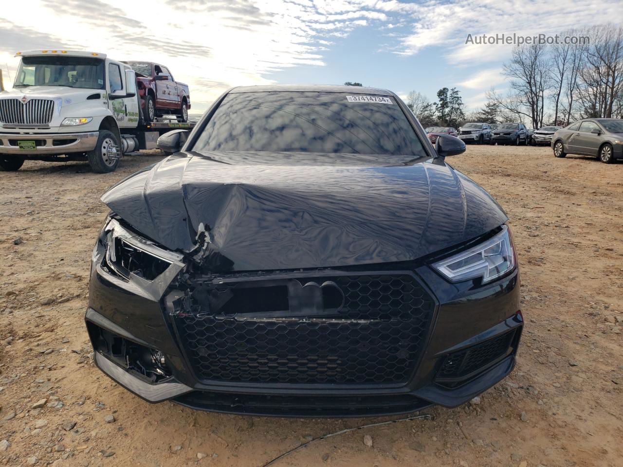 2018 Audi A4 Premium Plus Black vin: WAUENAF42JA076769