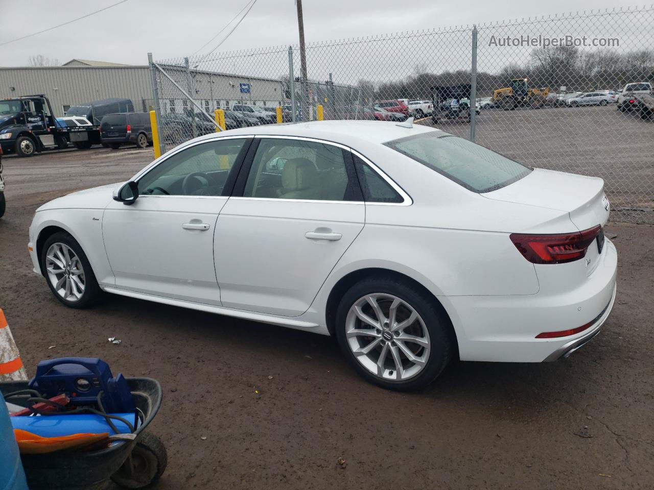 2019 Audi A4 Premium Plus White vin: WAUENAF42KA013625