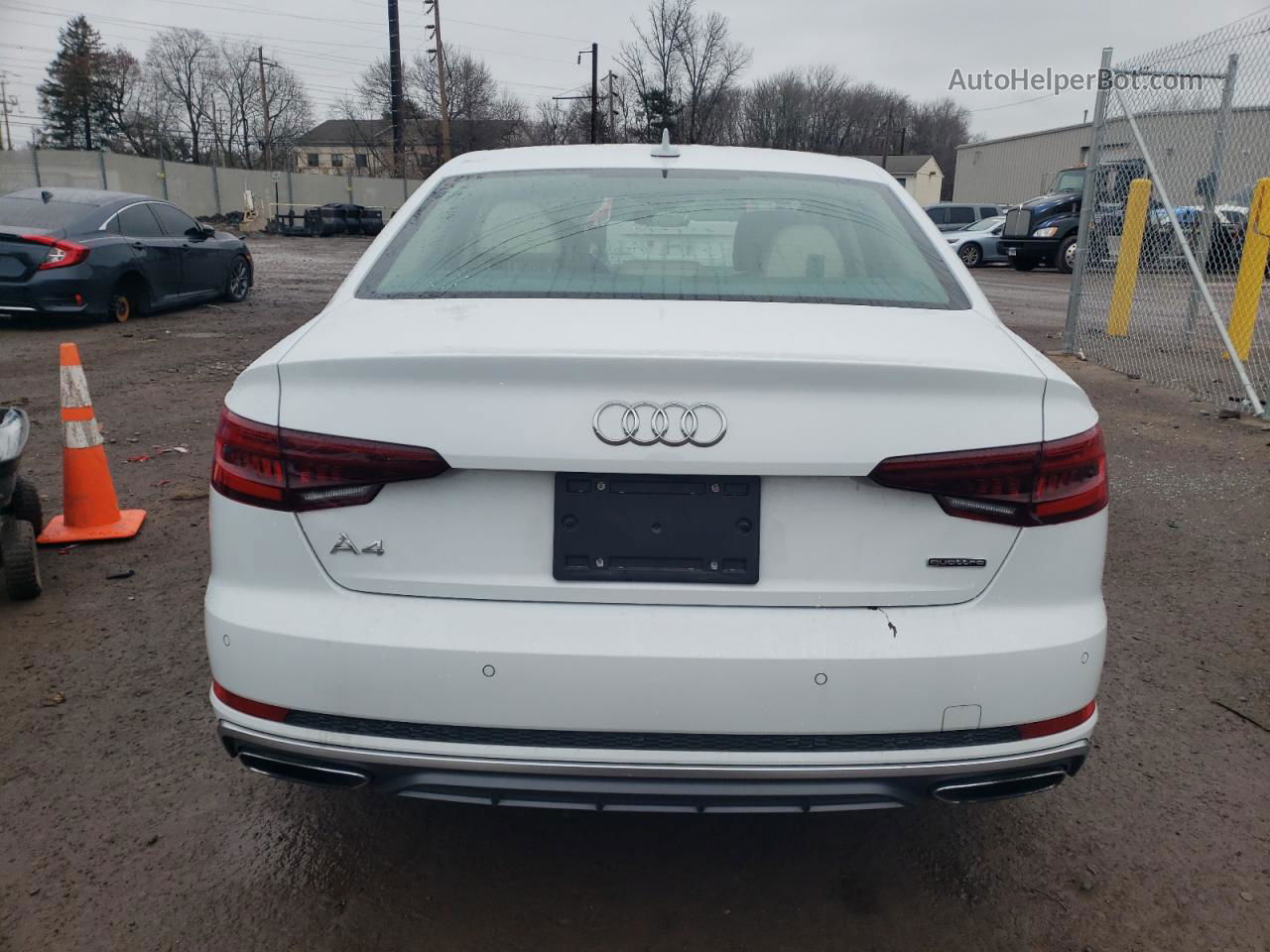 2019 Audi A4 Premium Plus White vin: WAUENAF42KA013625