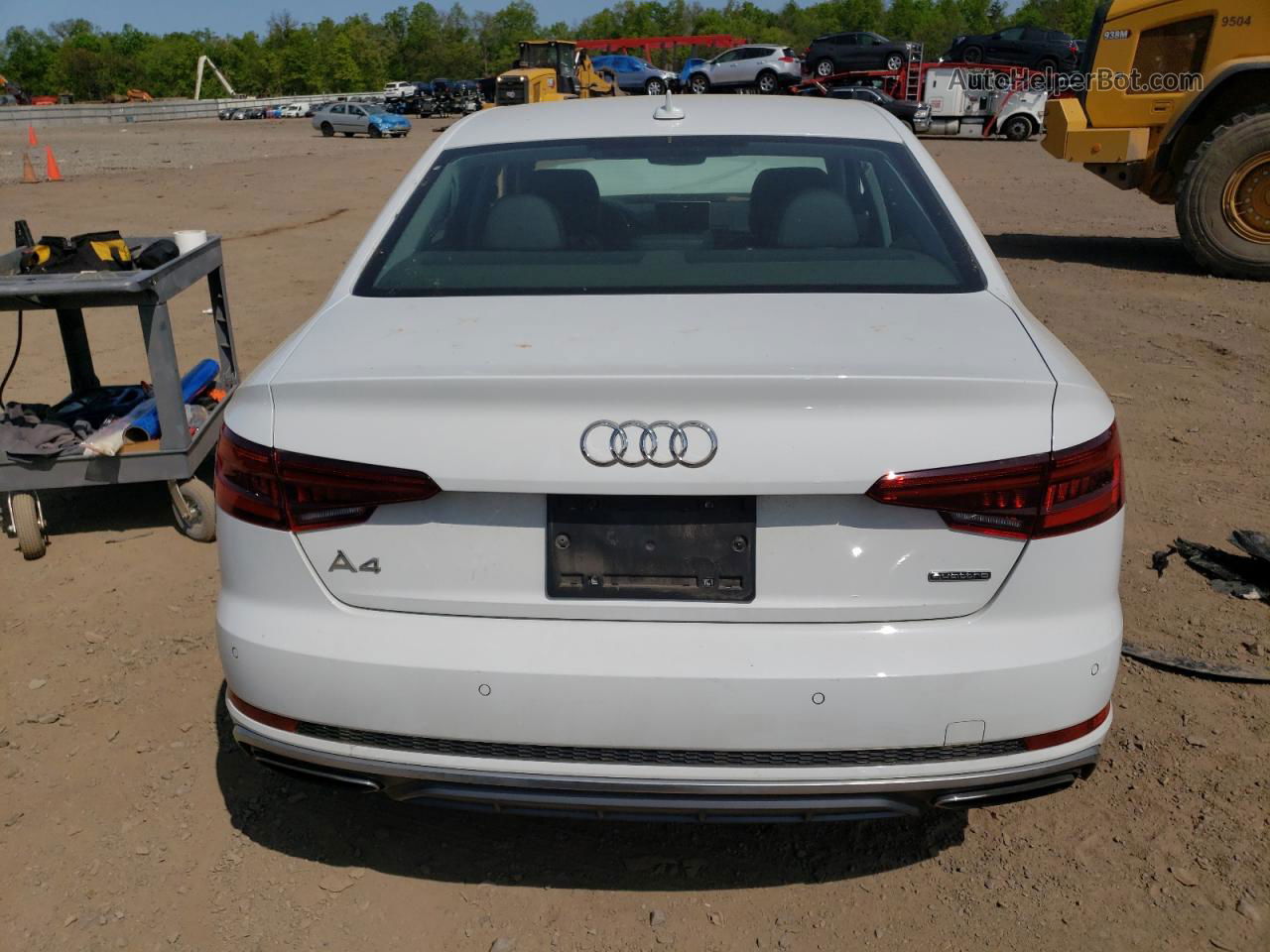 2019 Audi A4 Premium Plus White vin: WAUENAF42KN012256