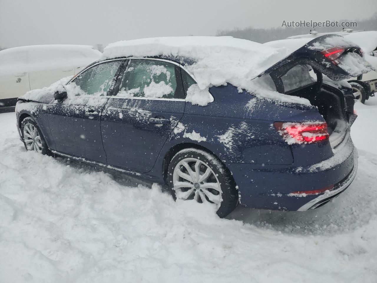 2019 Audi A4 Premium Plus Синий vin: WAUENAF43KA025248