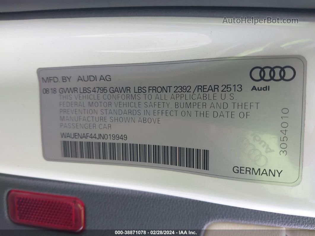 2018 Audi A4 2.0t Premium/2.0t Tech Premium White vin: WAUENAF44JN019949