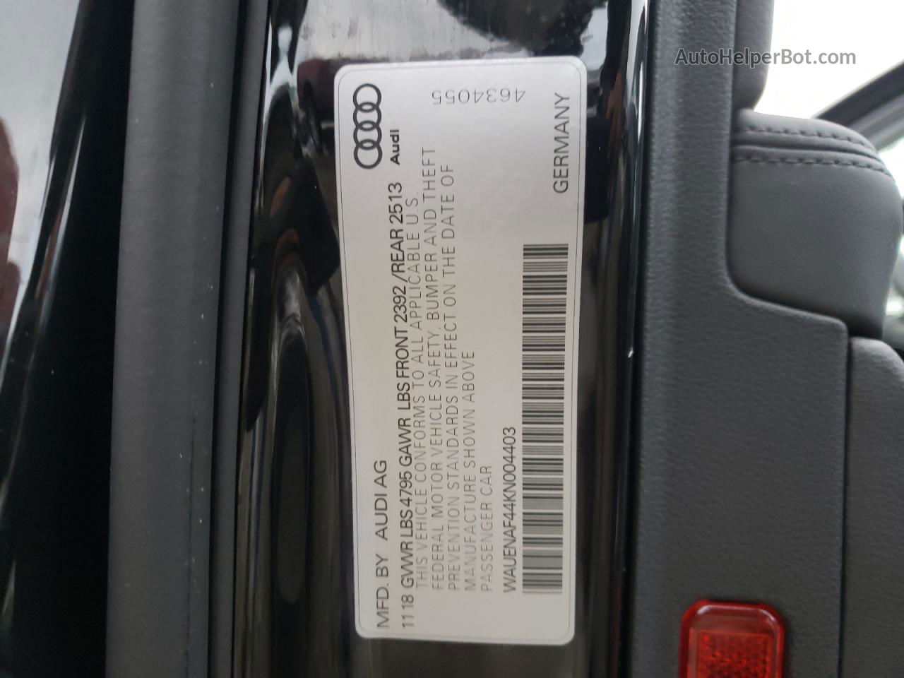 2019 Audi A4 Premium Plus Black vin: WAUENAF44KN004403