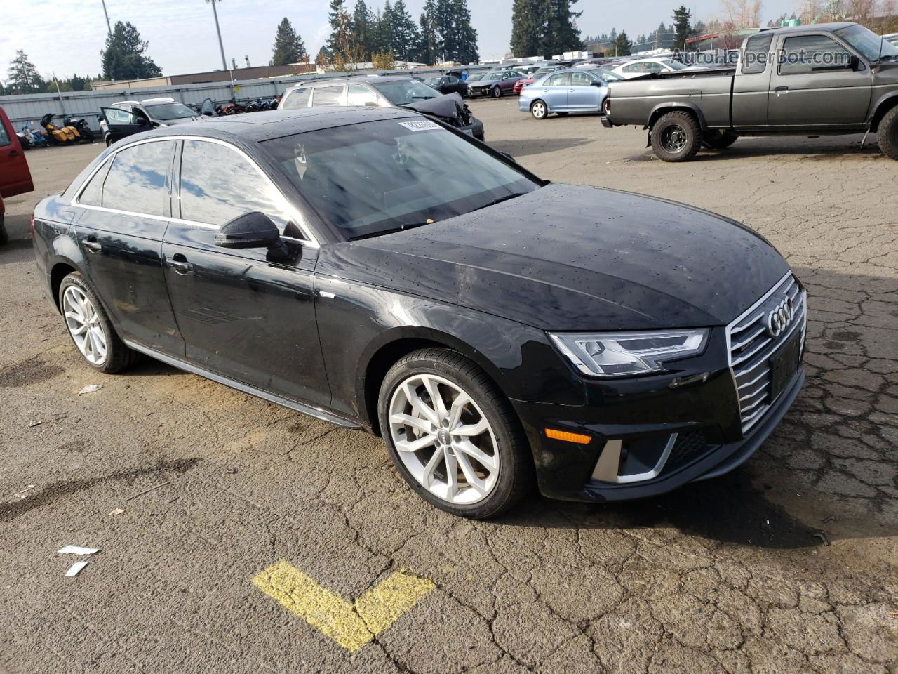 2019 Audi A4 Premium Plus Black vin: WAUENAF44KN008077