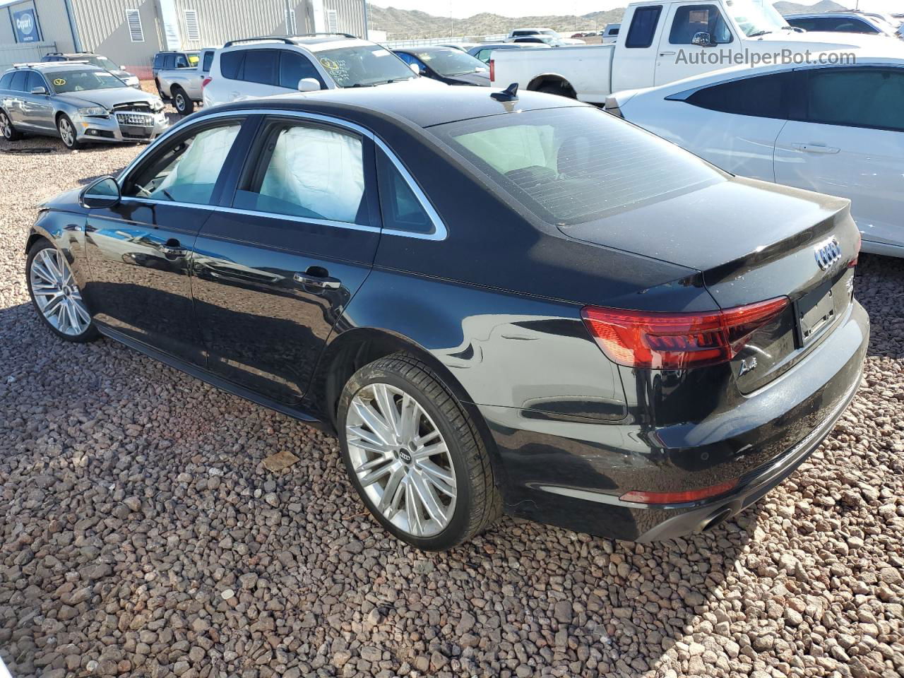 2017 Audi A4 Premium Plus Черный vin: WAUENAF46HN016562