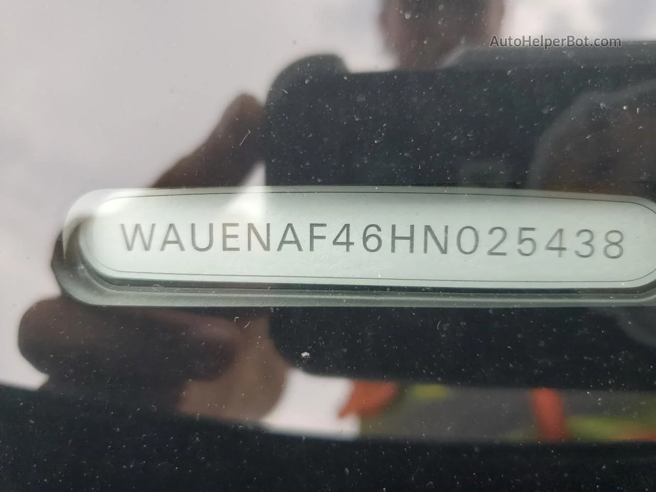 2017 Audi A4 Premium Plus Синий vin: WAUENAF46HN025438