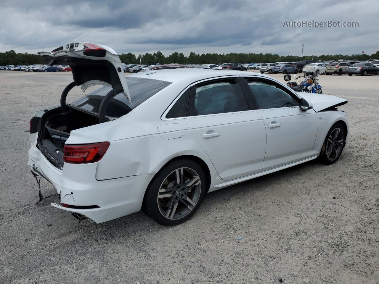 2018 Audi A4 Premium Plus White vin: WAUENAF47JA110933