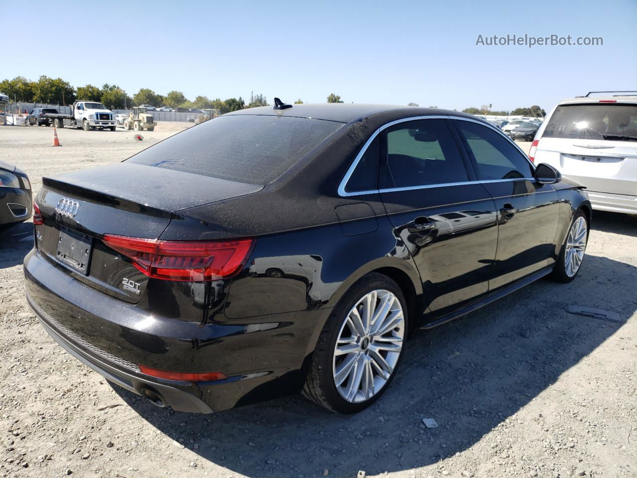 2017 Audi A4 Premium Plus Черный vin: WAUENAF48HN020712