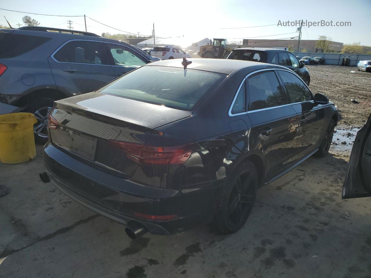 2018 Audi A4 Premium Plus Черный vin: WAUENAF48JN003608