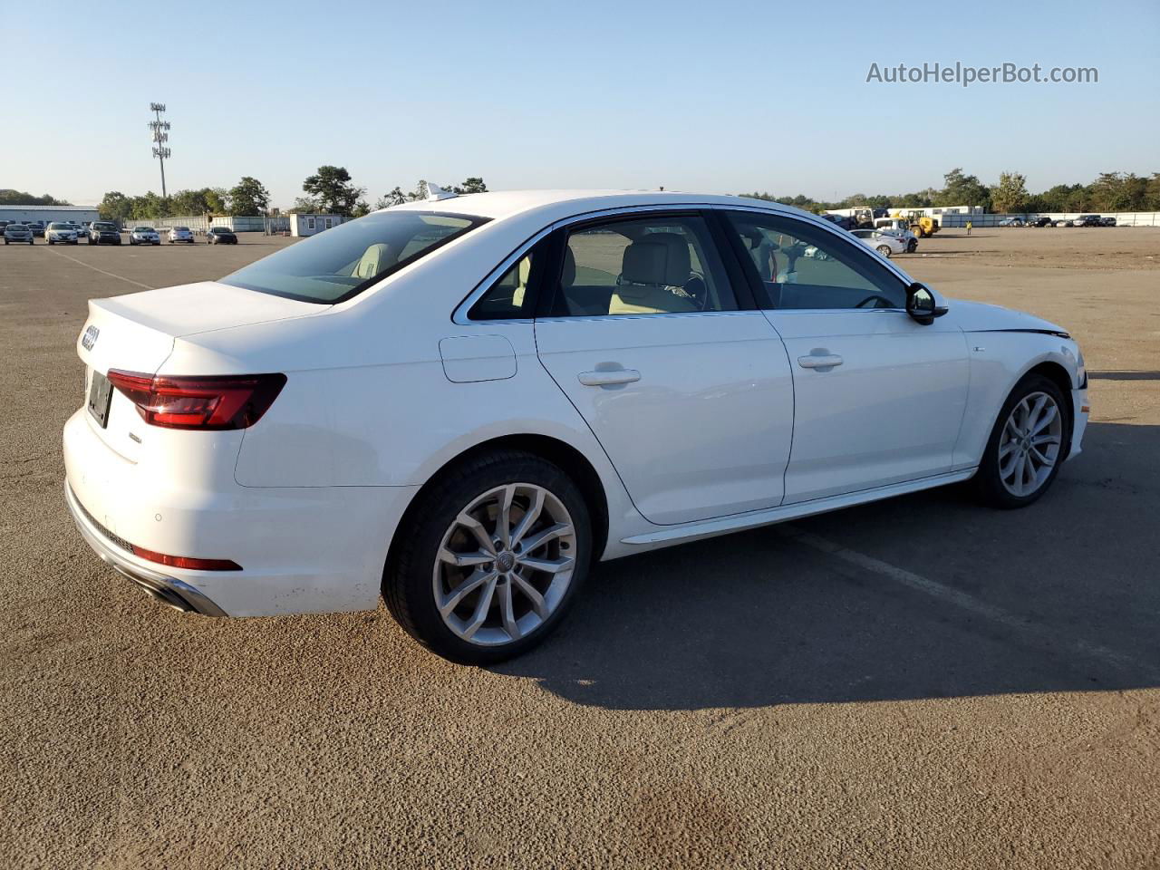 2019 Audi A4 Premium Plus White vin: WAUENAF48KN011662