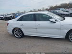 2019 Audi A4 Premium Plus Белый vin: WAUENAF48KN018319