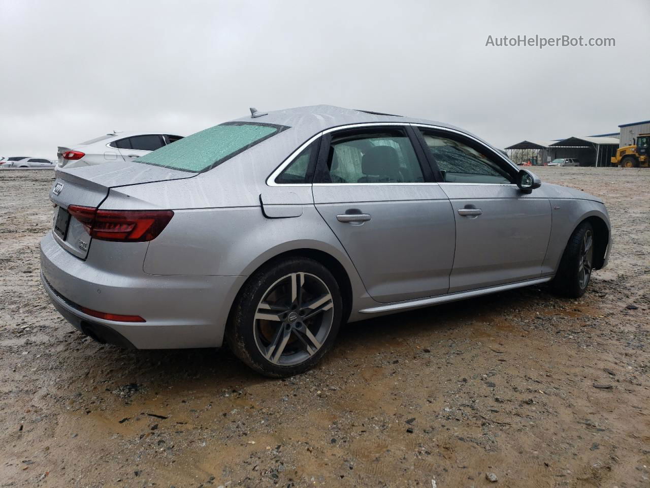 2018 Audi A4 Premium Plus Серебряный vin: WAUENAF49JA165528