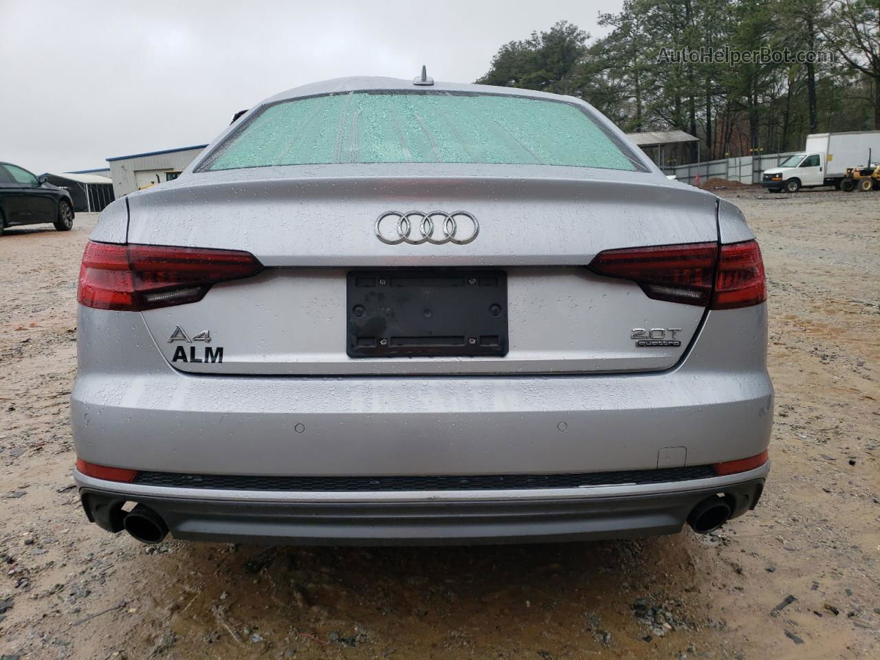 2018 Audi A4 Premium Plus Серебряный vin: WAUENAF49JA165528