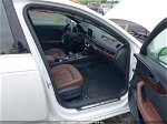 2017 Audi A4 2.0t Premium Белый vin: WAUENAF4OHN070620