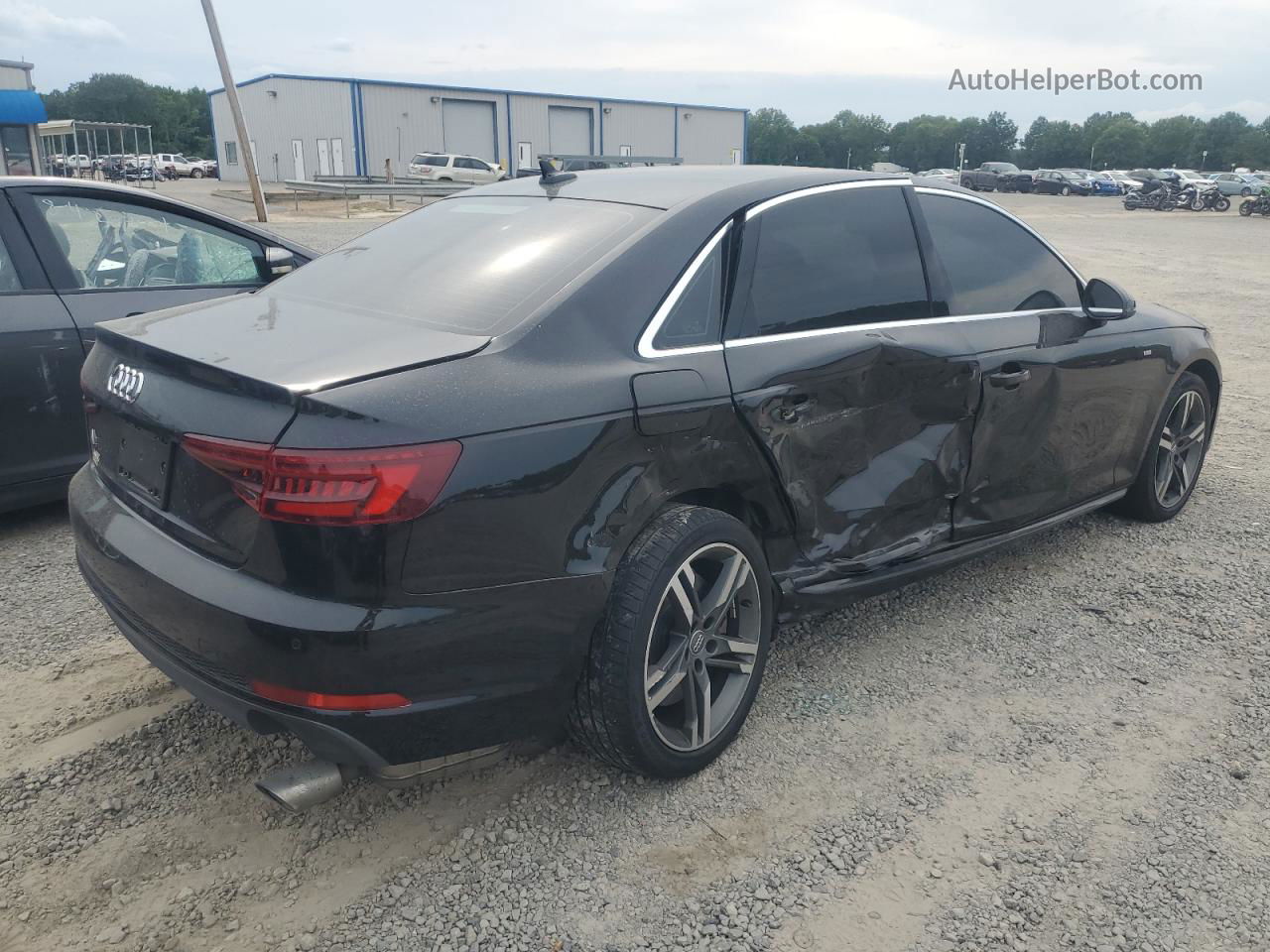 2018 Audi A4 Premium Plus Черный vin: WAUENAF4XJA032065