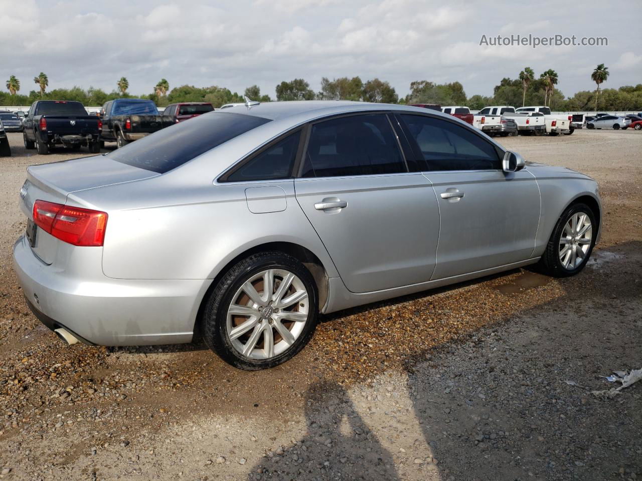 2014 Audi A6 Premium Серебряный vin: WAUFFAFC3EN048003