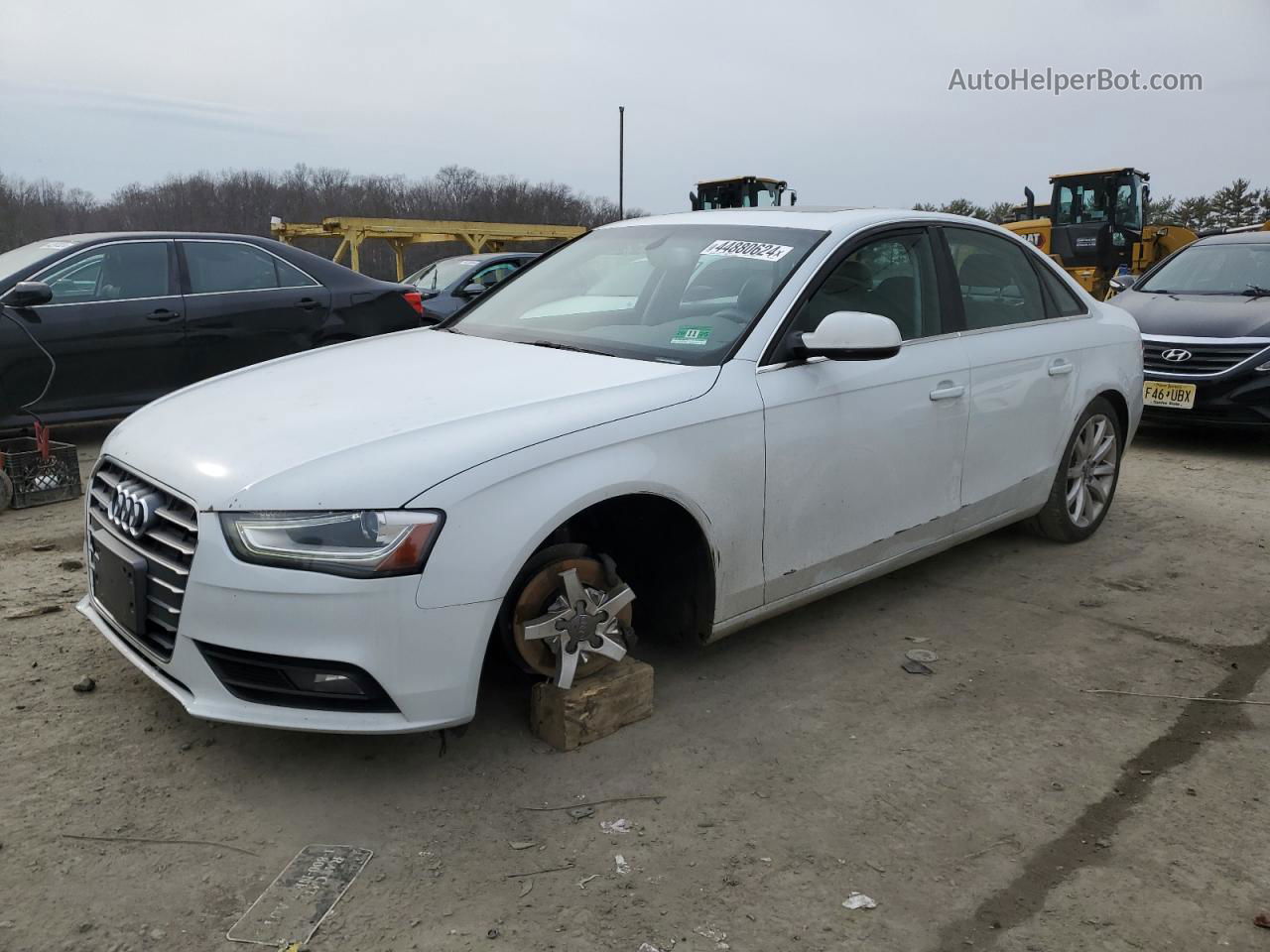 2013 Audi A4 Premium Plus White vin: WAUFFAFL0DN027138