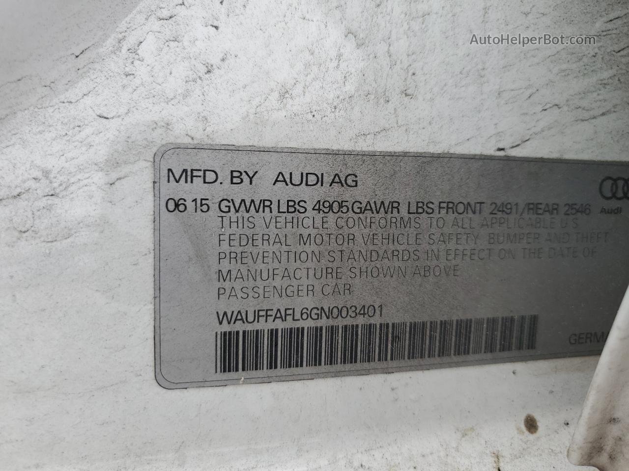 2016 Audi A4 Premium Plus S-line White vin: WAUFFAFL6GN003401