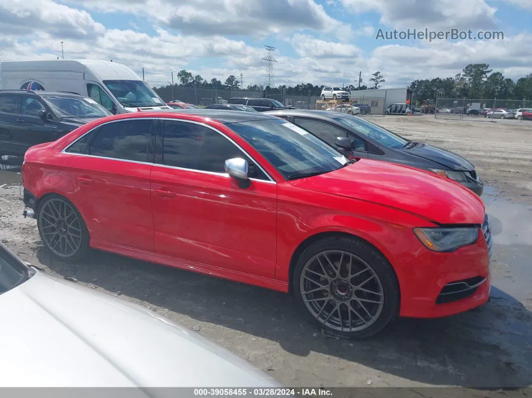 2015 Audi S3 2.0t Premium Plus Красный vin: WAUFFGFFXF1093381