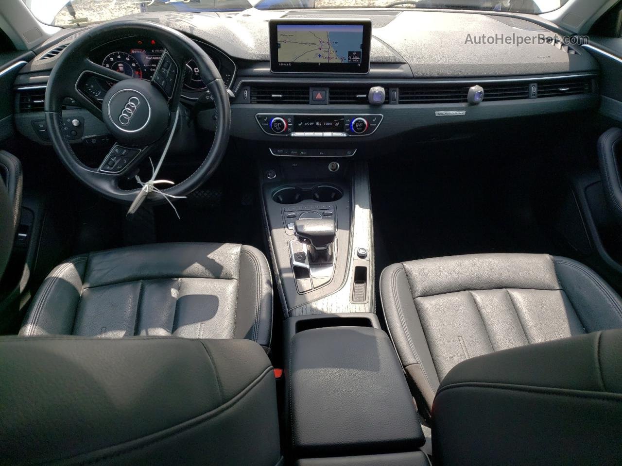 2018 Audi A4 Prestige Белый vin: WAUFNAF47JA157254