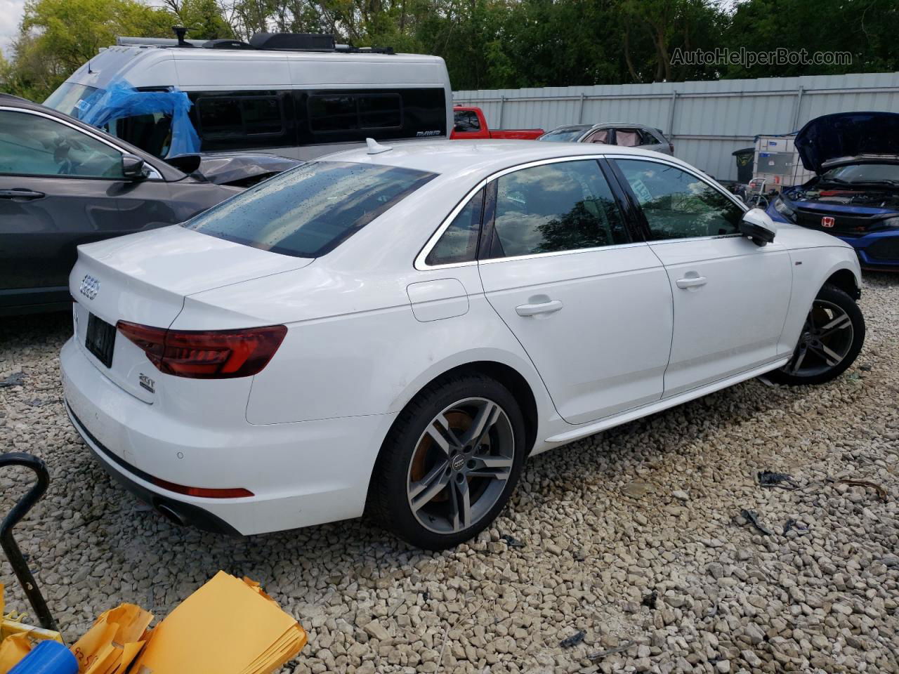 2018 Audi A4 Prestige White vin: WAUFNAF47JA157254