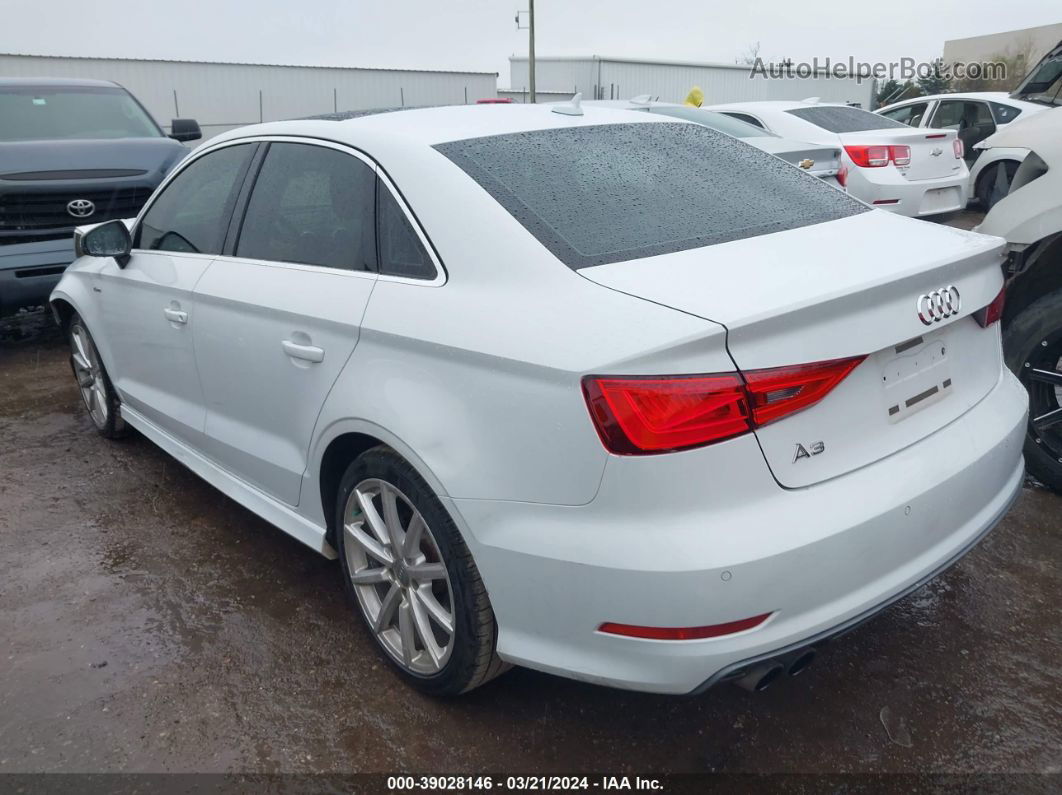 2016 Audi A3 1.8t Premium Белый vin: WAUG7GFF9G1061623