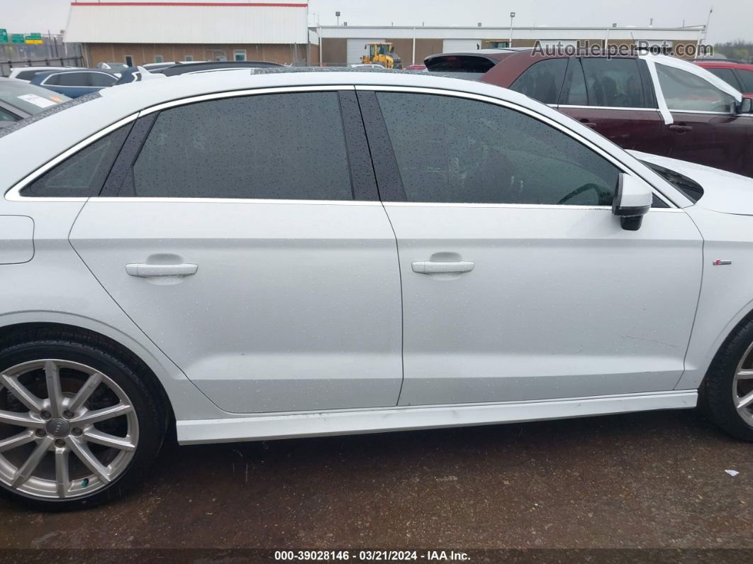 2016 Audi A3 1.8t Premium Белый vin: WAUG7GFF9G1061623