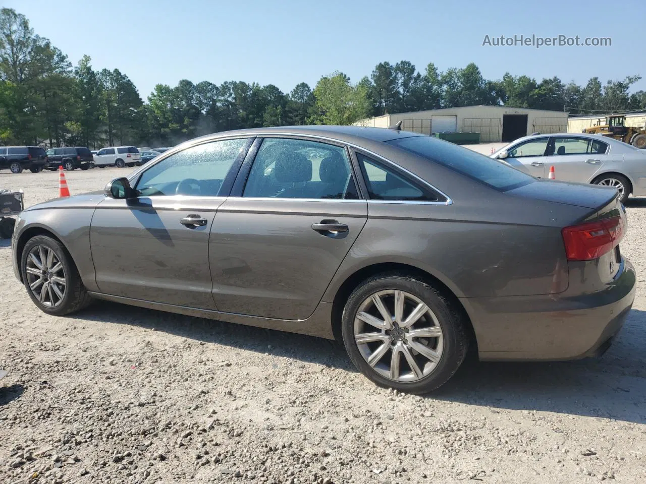 2013 Audi A6 Premium Plus Tan vin: WAUGFAFC0DN048754