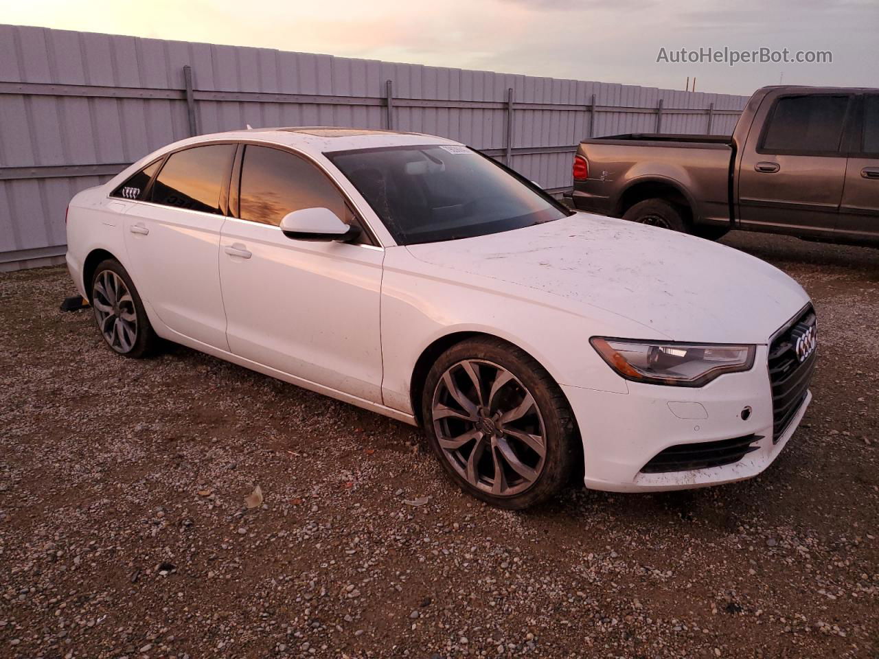 2013 Audi A6 Premium Plus White vin: WAUGFAFC5DN147487