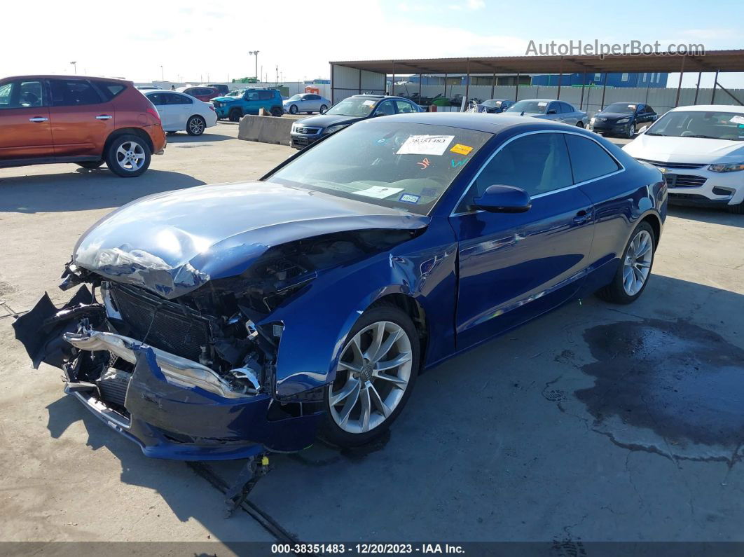 2014 Audi A5 2.0t Premium Синий vin: WAUGFAFR0EA023138