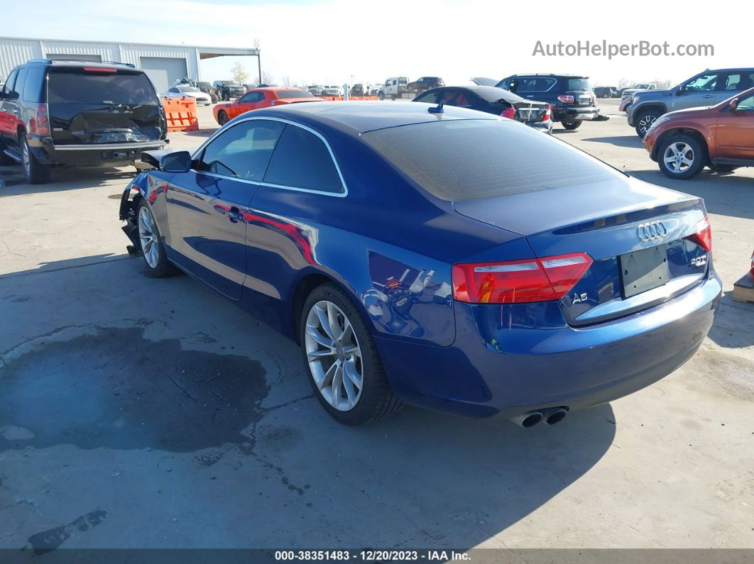 2014 Audi A5 2.0t Premium Синий vin: WAUGFAFR0EA023138