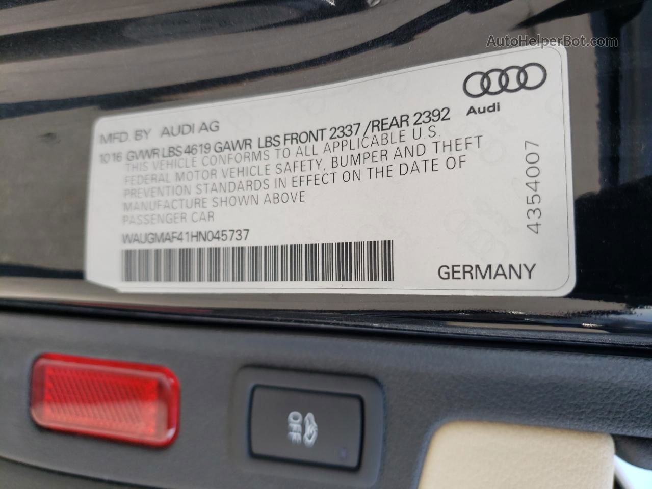 2017 Audi A4 Ultra Premium Black vin: WAUGMAF41HN045737