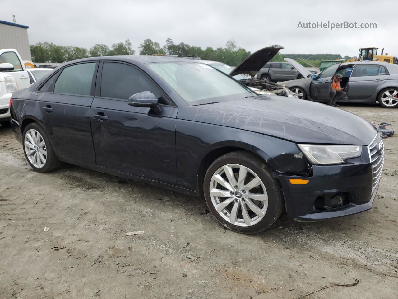 2017 Audi A4 Ultra Premium Черный vin: WAUGMAF44HN069823