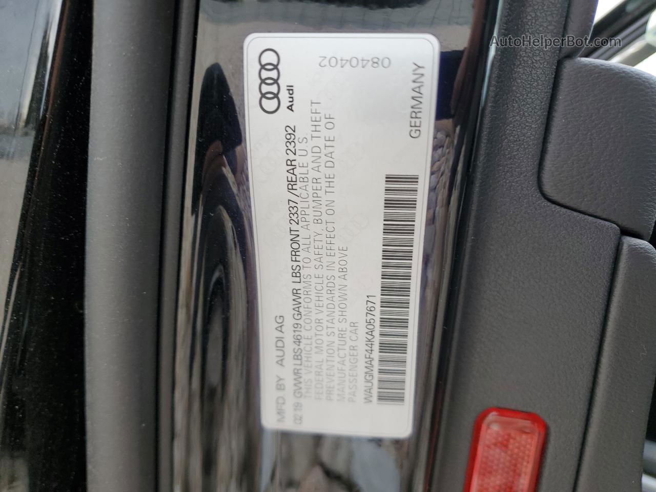 2019 Audi A4 Premium Black vin: WAUGMAF44KA057671