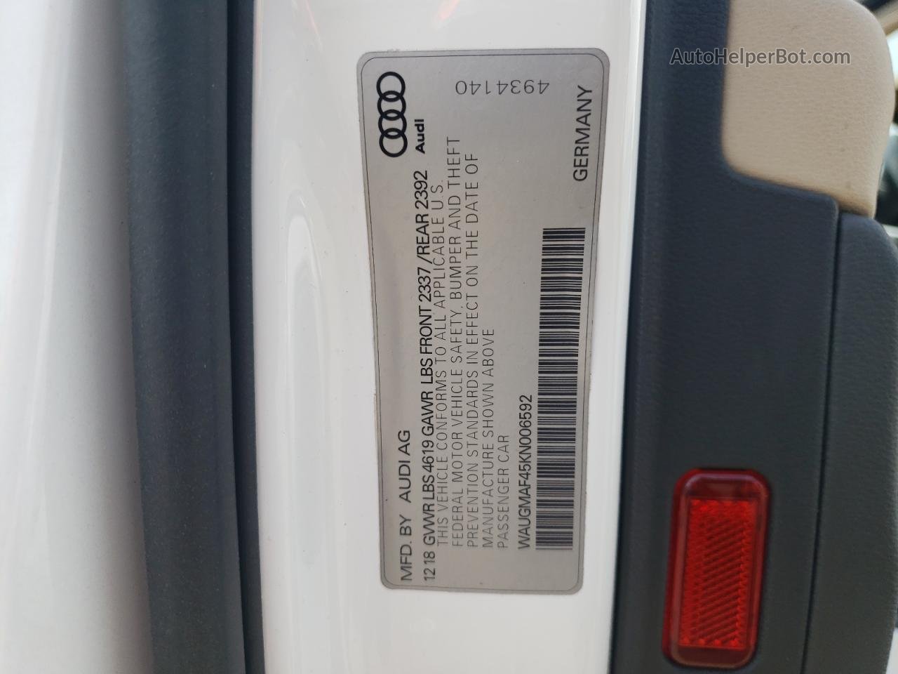 2019 Audi A4 Premium White vin: WAUGMAF45KN006592