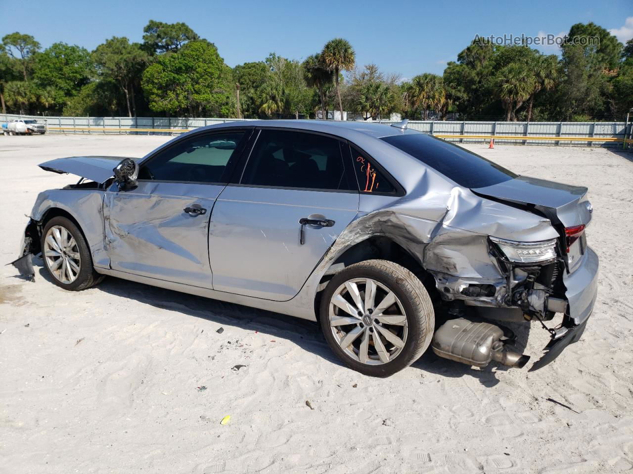 2017 Audi A4 Premium Silver vin: WAUGNAF43HN003082