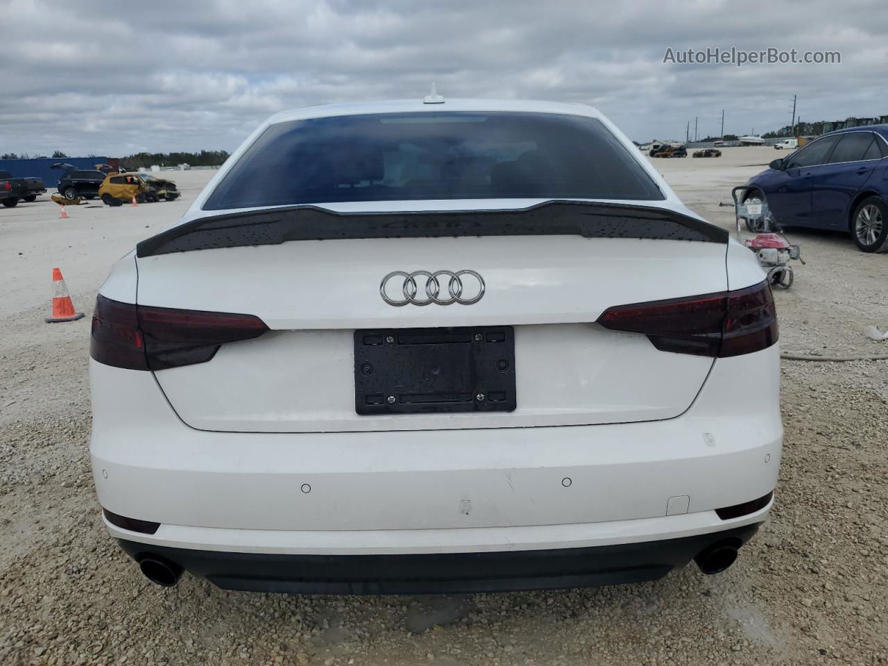 2017 Audi A4 Premium White vin: WAUGNAF44HN014995