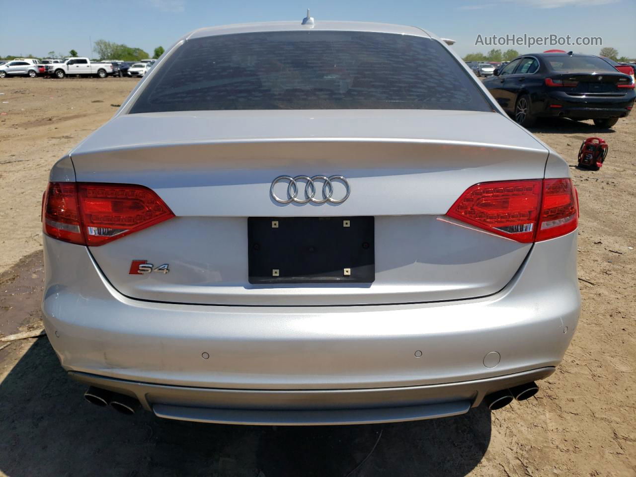 2012 Audi S4 Prestige Silver vin: WAUKGAFL2CA019687