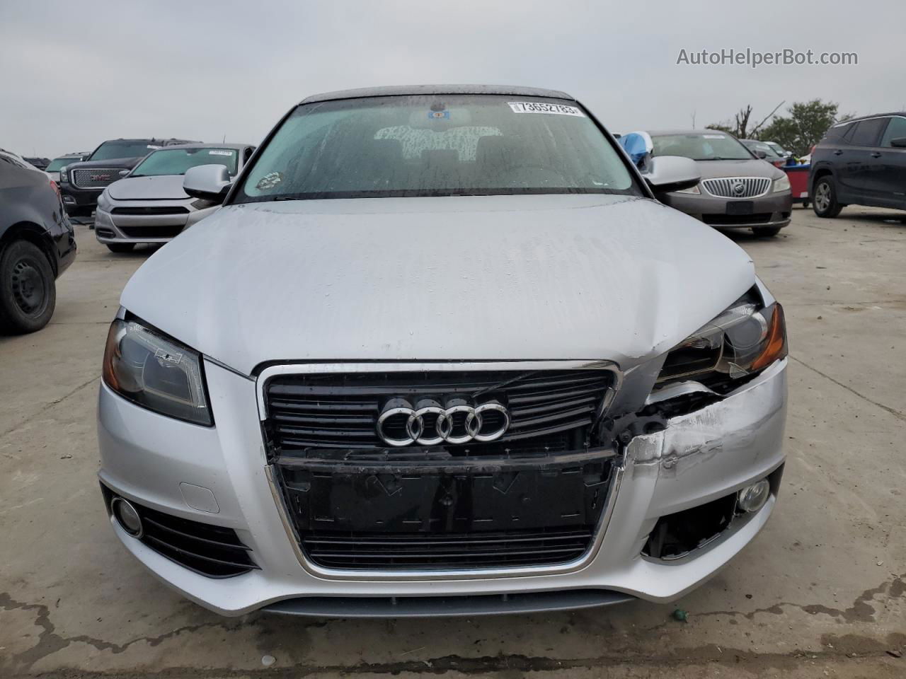 2012 Audi A3 Premium Plus Серебряный vin: WAUKJAFM4CA111829