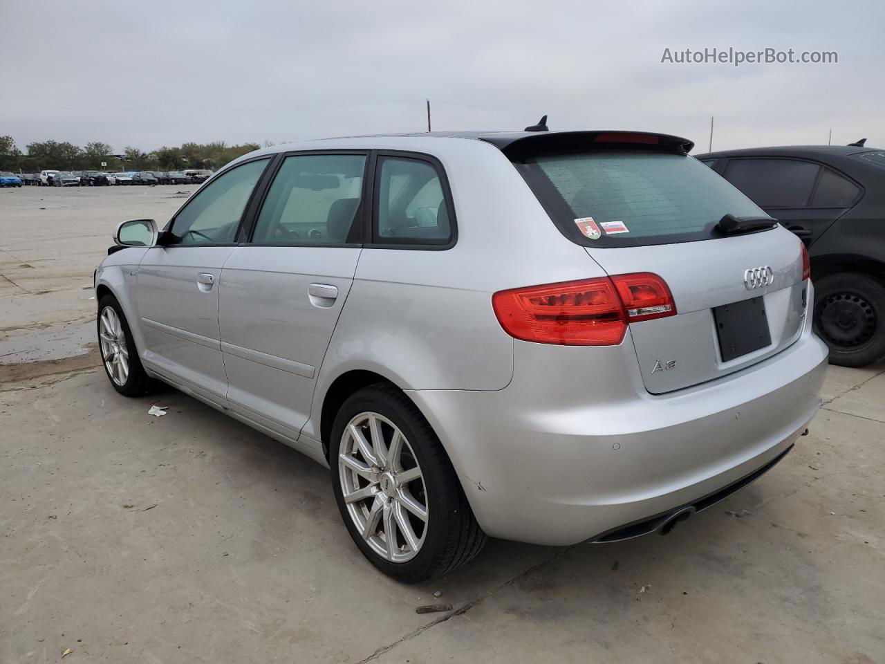 2012 Audi A3 Premium Plus Серебряный vin: WAUKJAFM4CA111829