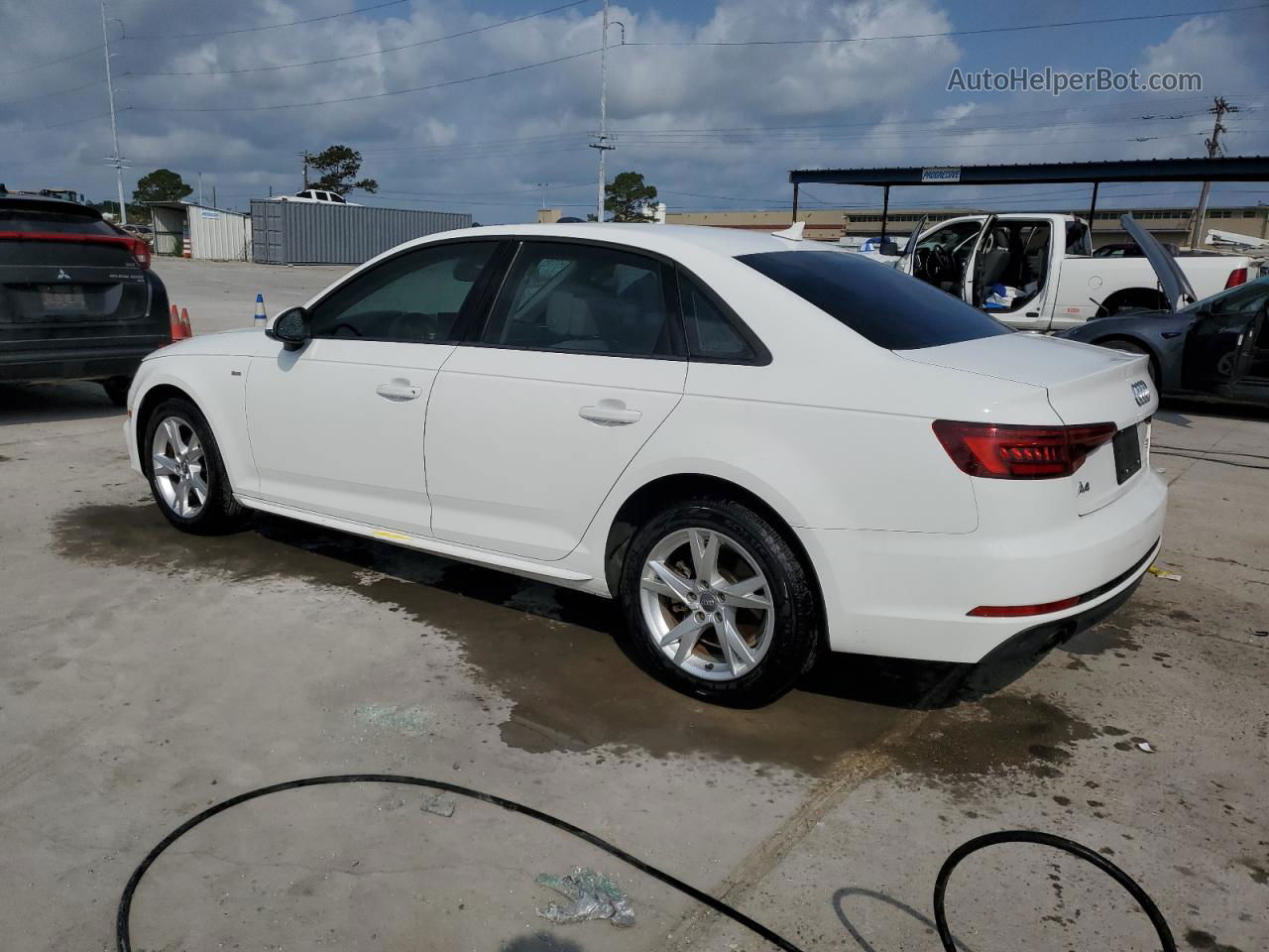 2018 Audi A4 Premium White vin: WAUKMAF41JN015850