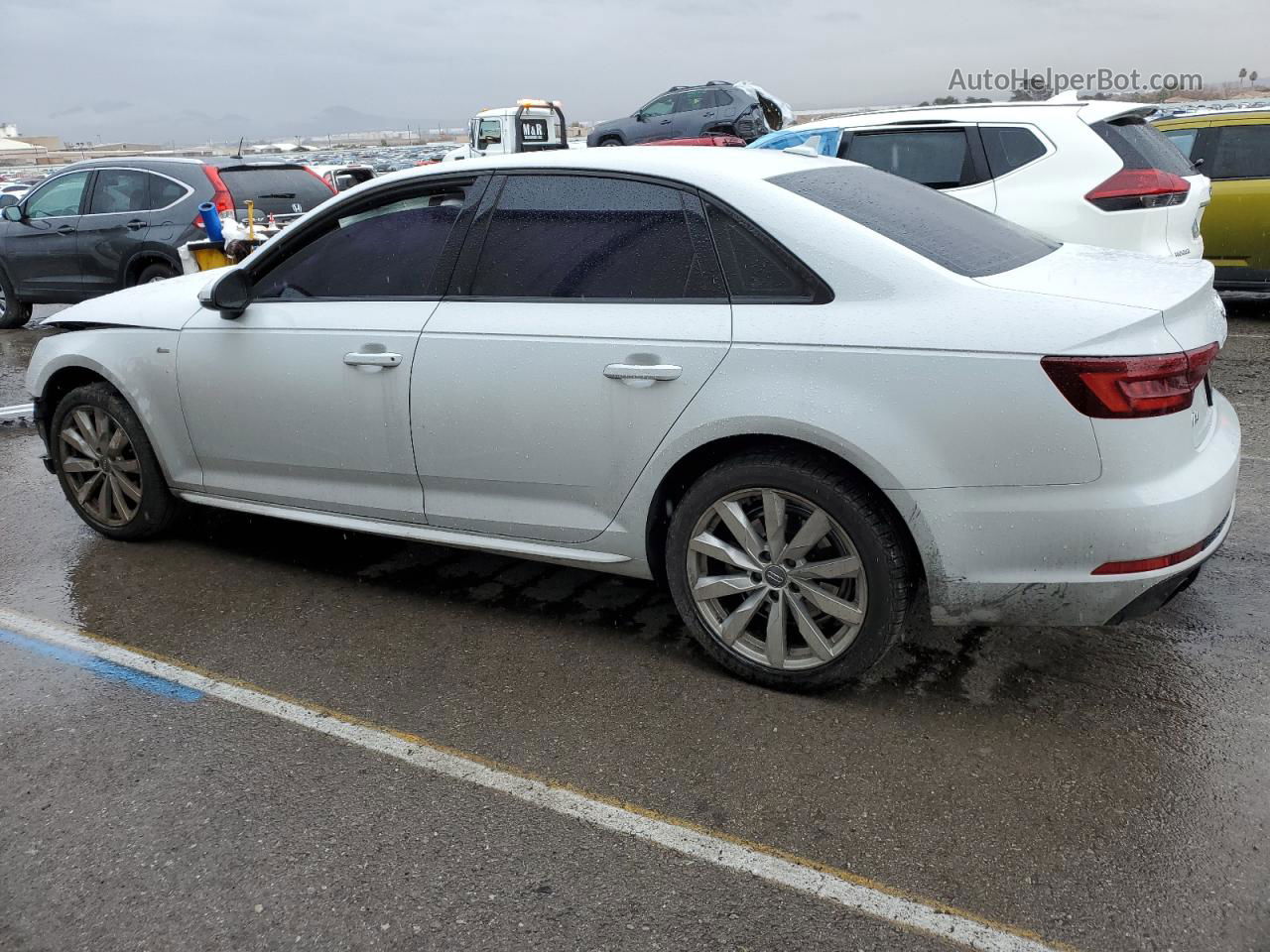 2018 Audi A4 Premium White vin: WAUKMAF42JA107010