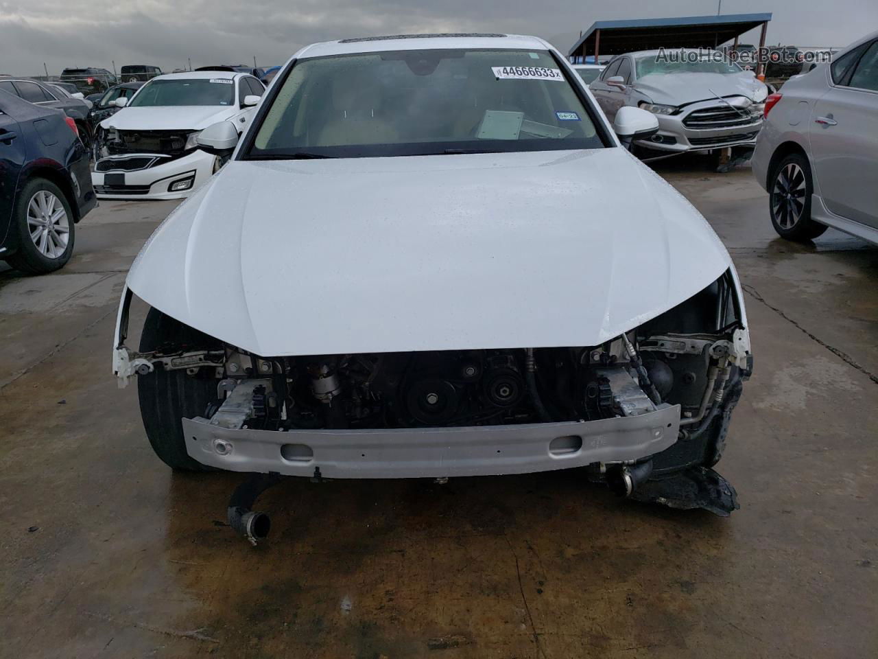 2018 Audi A4 Premium White vin: WAUKMAF42JA144588