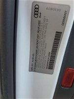 2018 Audi A4 Premium Белый vin: WAUKMAF4XJA125089