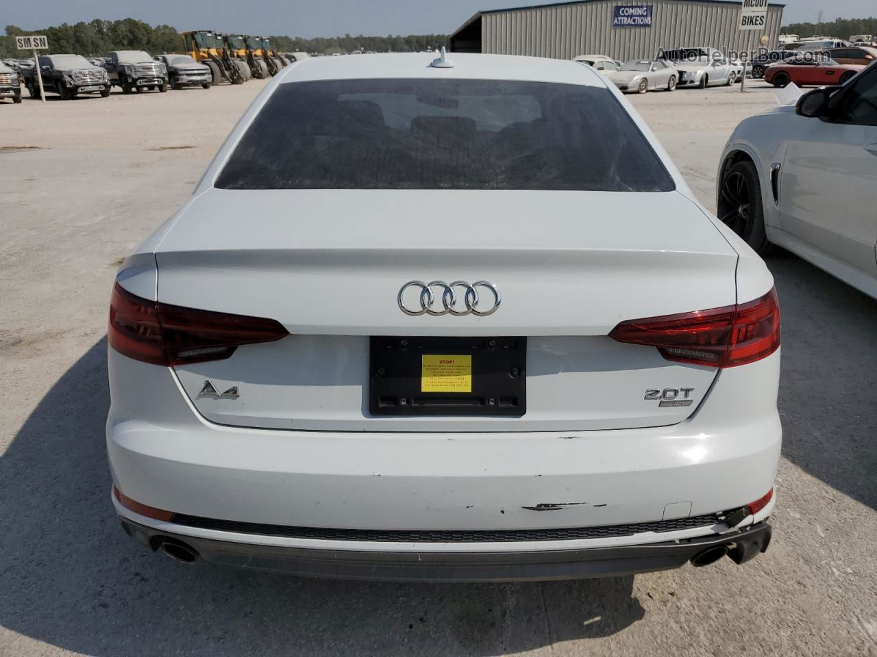 2018 Audi A4 Premium White vin: WAUKMAF4XJN013465