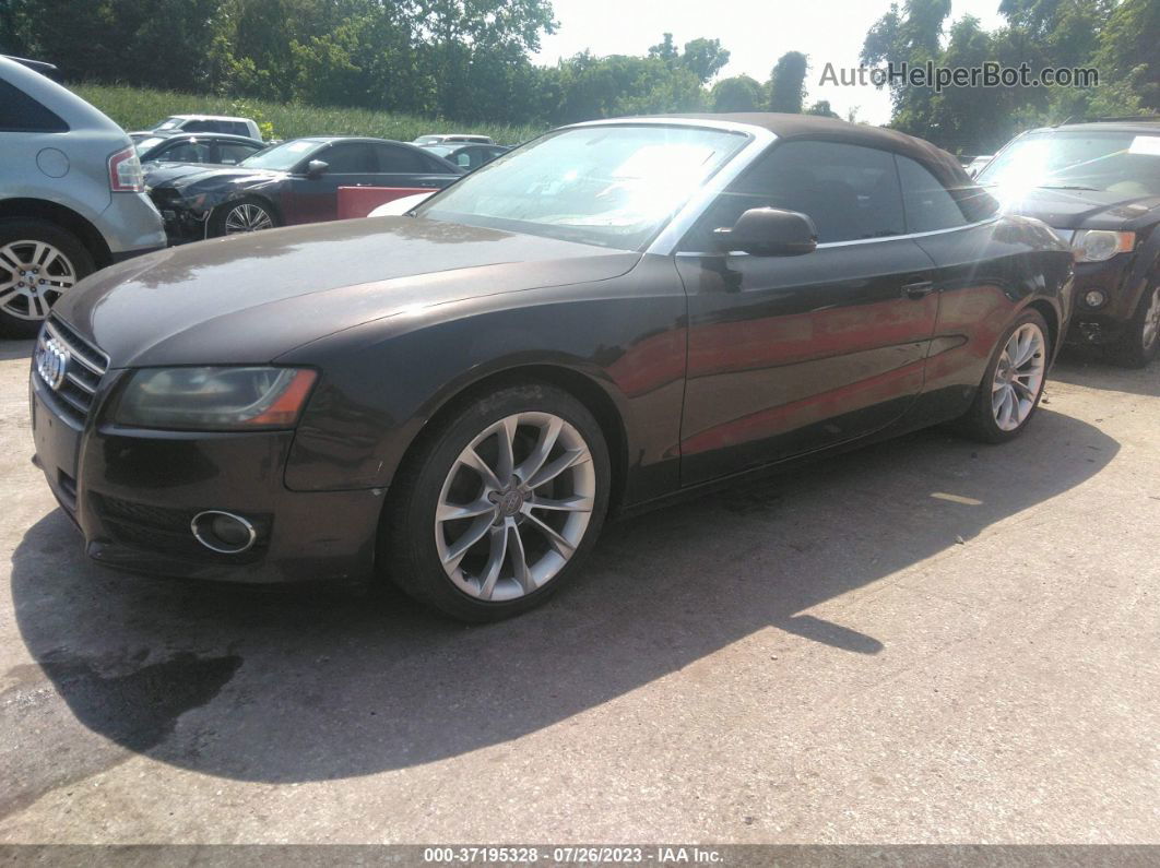 2011 Audi A5 2.0t Premium Plus Коричневый vin: WAULFAFH1BN010702