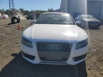 2011 Audi A5 Premium Plus Белый vin: WAULFAFH2BN005878