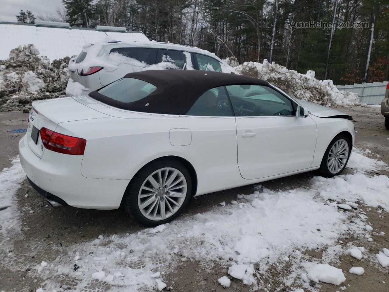 2011 Audi A5 Premium Plus White vin: WAULFAFH6BN010131