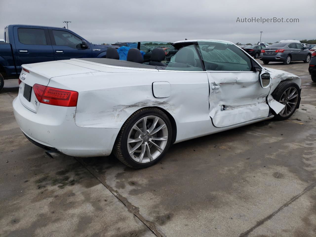 2014 Audi A5 Premium Plus Белый vin: WAULFAFHXEN002926